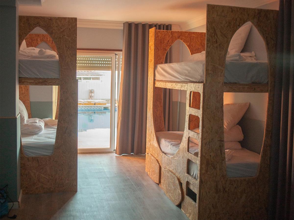 Ericeira Destination Hostel ภายนอก รูปภาพ