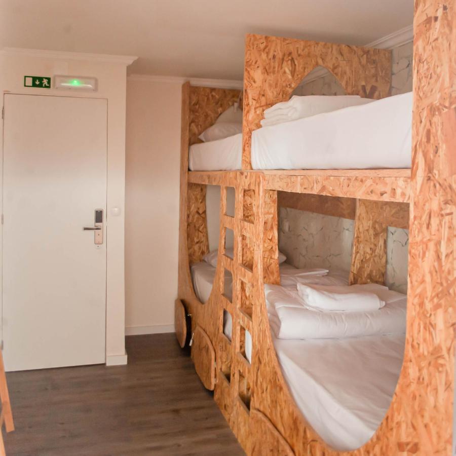 Ericeira Destination Hostel ภายนอก รูปภาพ