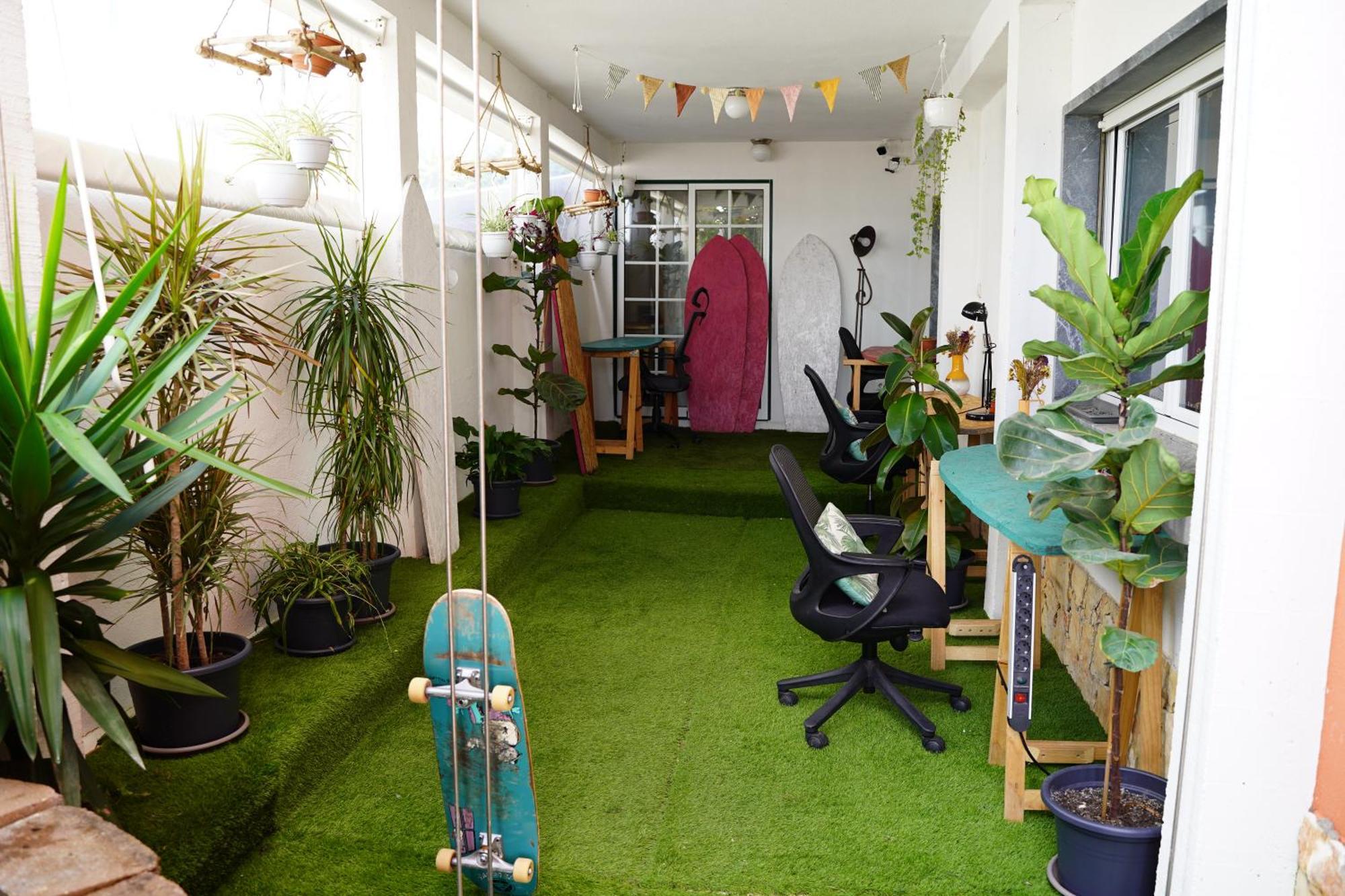 Ericeira Destination Hostel ภายนอก รูปภาพ