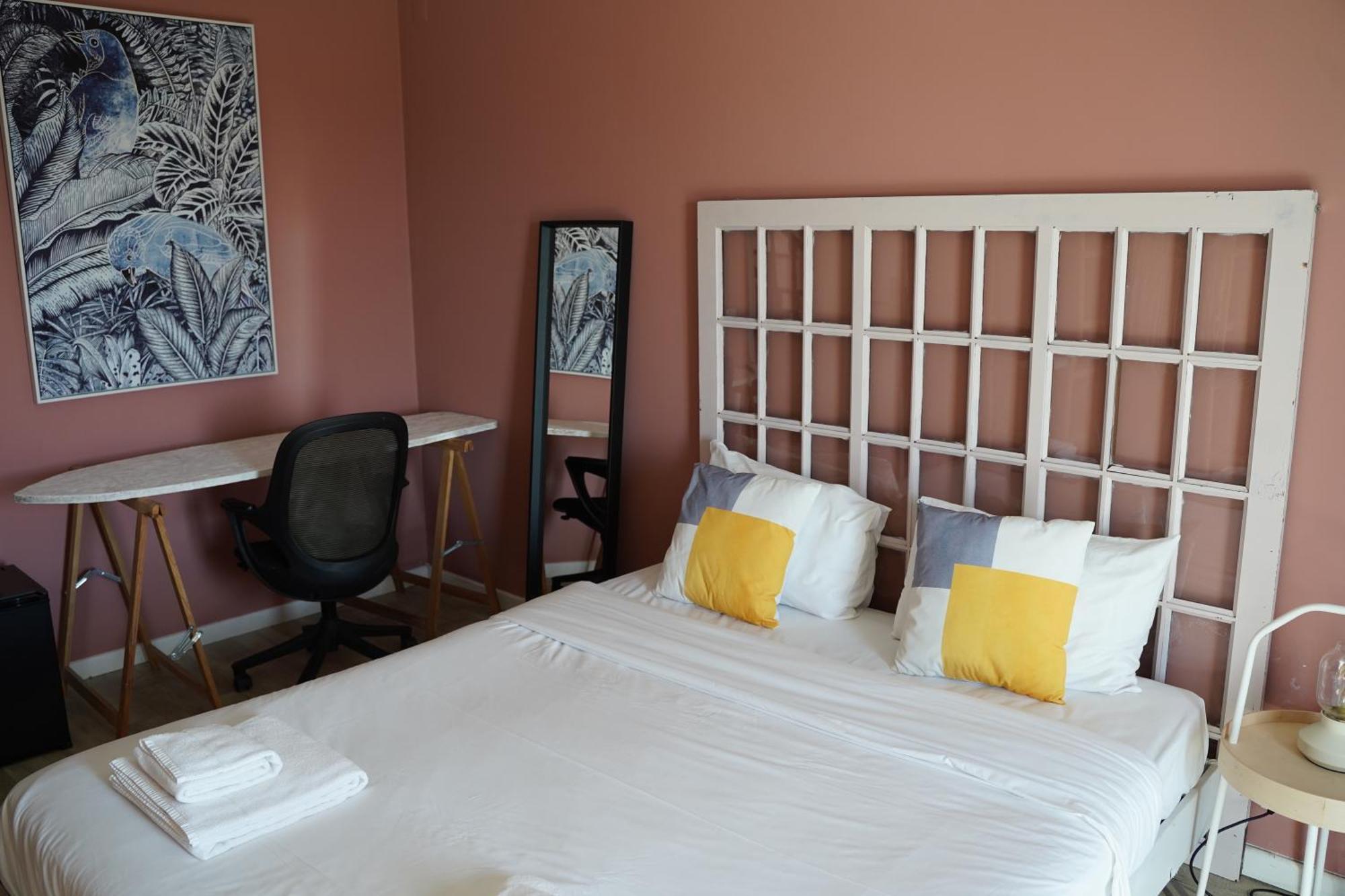Ericeira Destination Hostel ภายนอก รูปภาพ